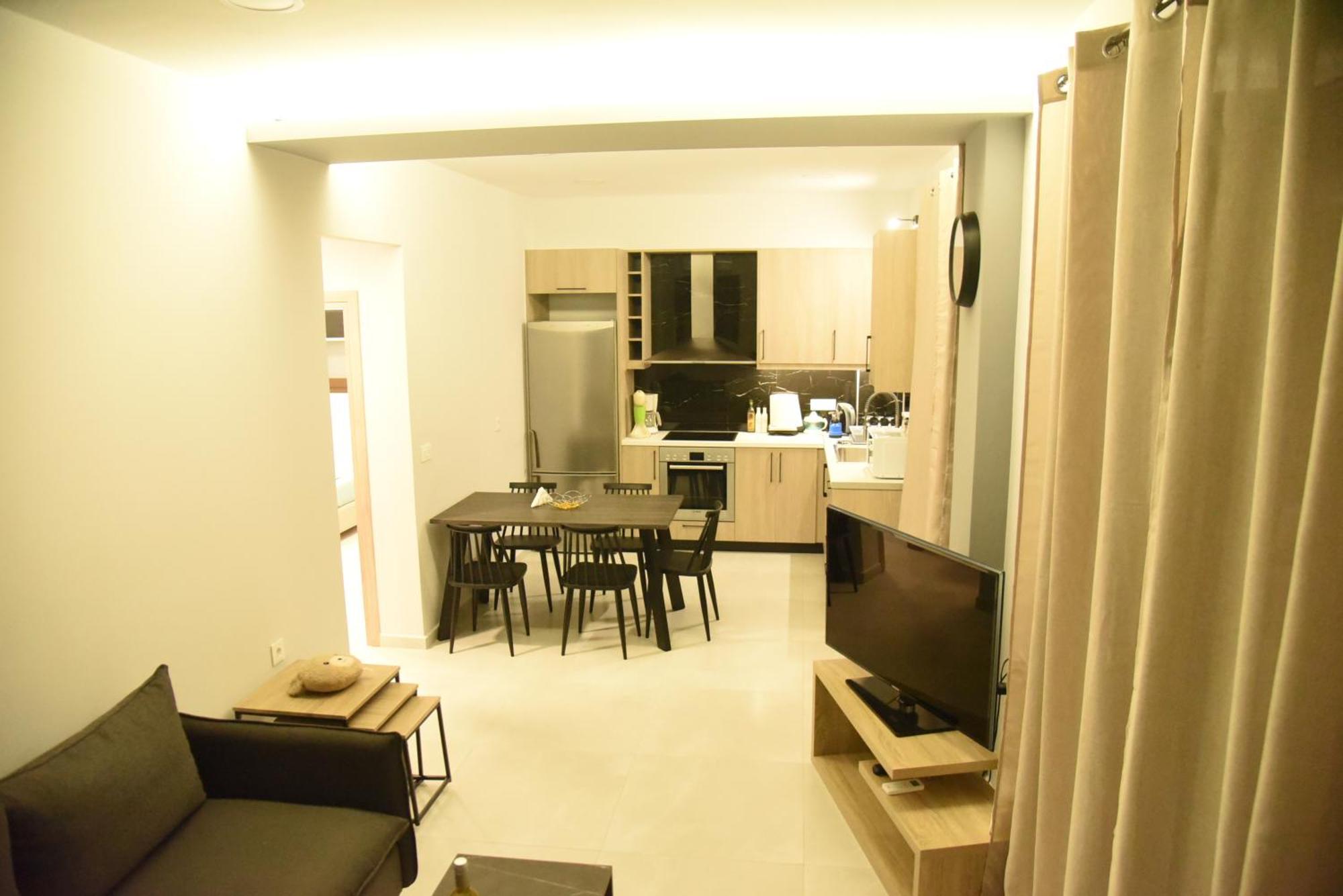 Pirgos Deluxe Apartment - Private Parking Kissamos Exterior photo